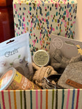 Load image into Gallery viewer, Pawfect Gift Box
