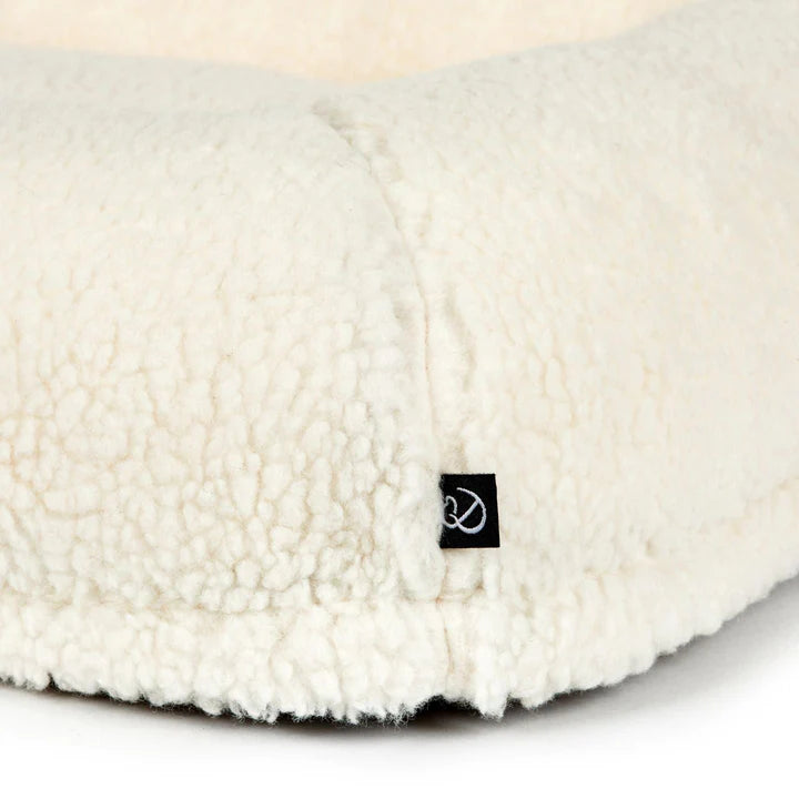 Puppillow Fleece Dog Bed - Natural